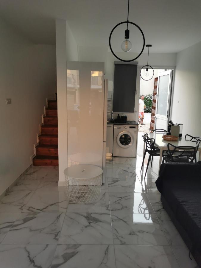 Eros Maisonette In Latchi Area Just 700 Meters Or One-Minute Drive From Polis Municipal Beach Bagian luar foto